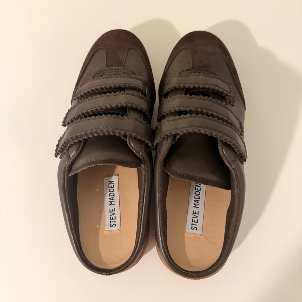 NWOT Steve Madden Brown Slide On Sneaker